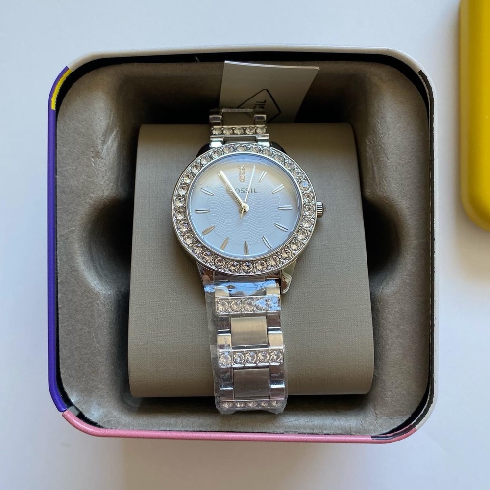 Fossil Watch - Picture 3 of 4